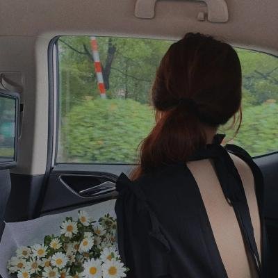 女皇陵下的风流娘们